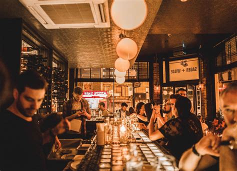 Vie nocturne à Vigo: guides des meilleurs bars & clubs